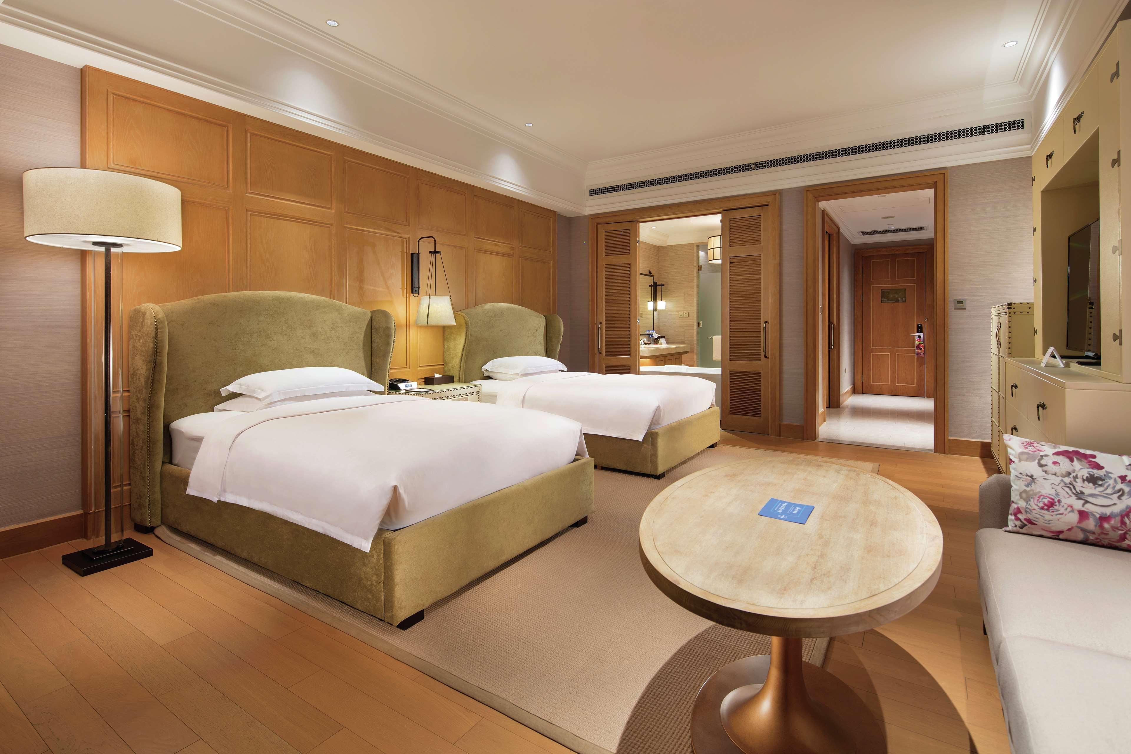 Hilton Wenan Hotel Langfang Exterior foto